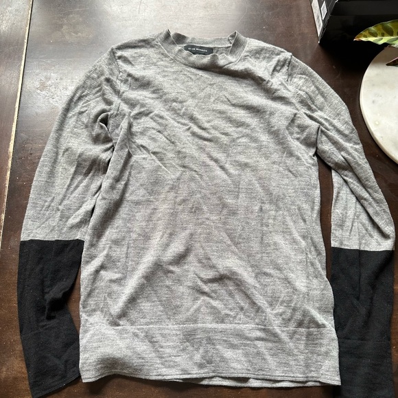 Club Monaco grey wool crewneck sweater size small - Picture 1 of 2